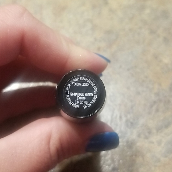 🦋sale🦋NWOT nude Lancome lipstick - Picture 4 of 4